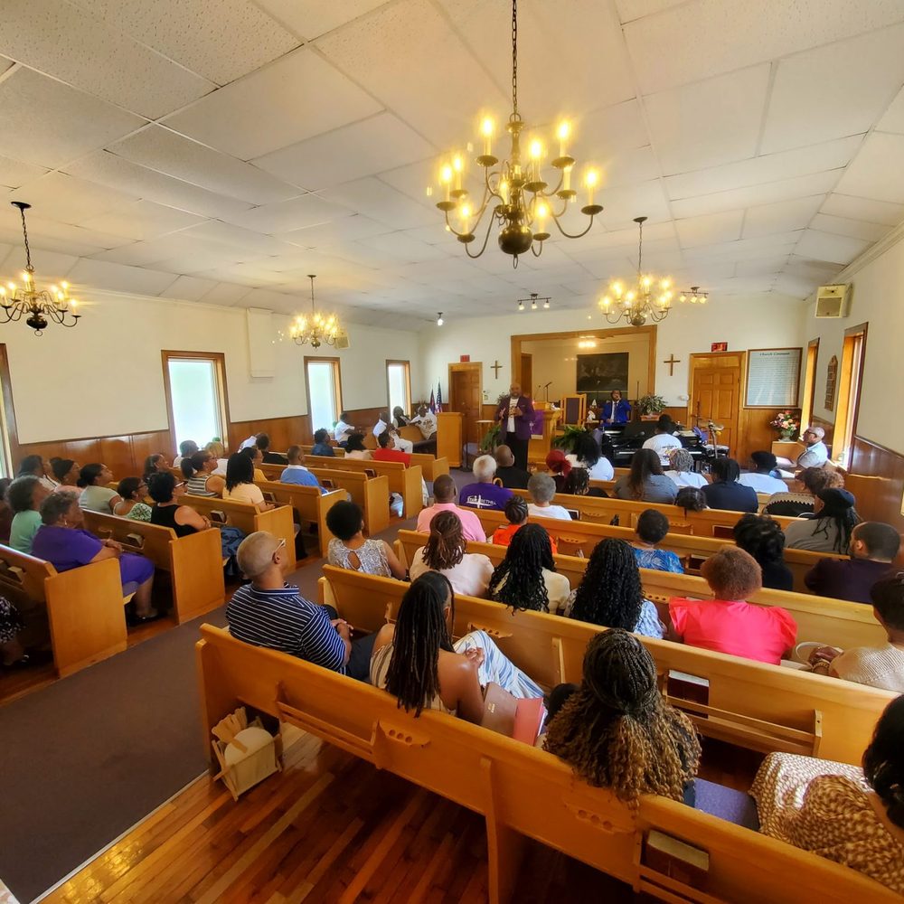 The Star Bethel sanctuary full for Sunday morning worship